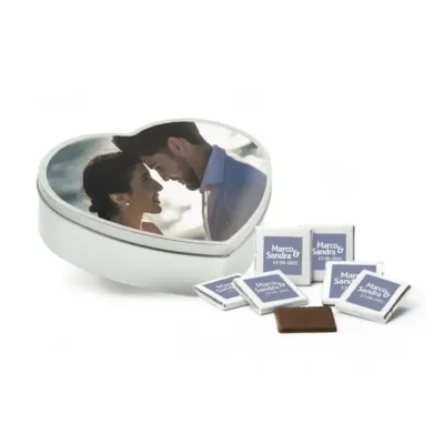 Chocolatinas Napolitanas personalizadas en lata corazón