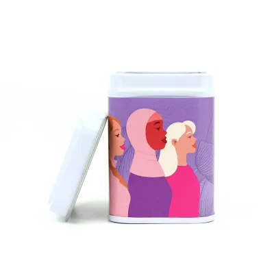 Latita Cuadrada con Estrellas de Chocolate con Leche para el Día de la Mujer 8M blanca abierta