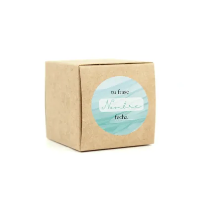 CCCARAMELOS15g-BA+KRA Caramelos en Cajita Cubo Personalizada para Bautizo tumbada