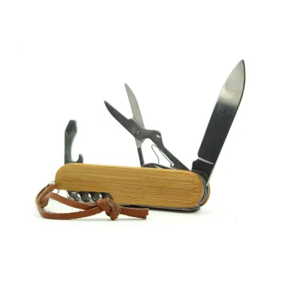 Navaja Suiza Multiusos de Bambú Personalizada para Boda contenido