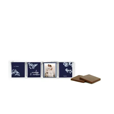 Napolitanas de Chocolate con Envoltorio Personalizado en Bolsita de Celofán para Boda frontal