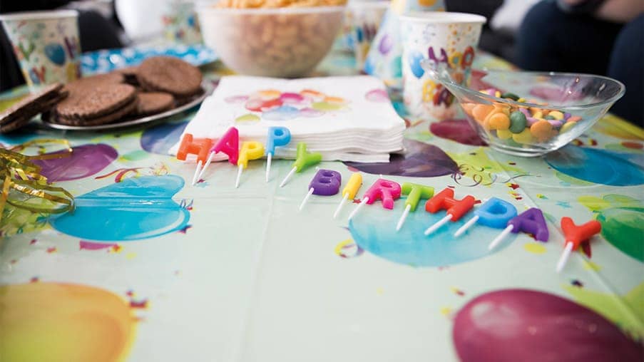 fiestas cumpleaños como planear, sorporesa, niños, adultos, infantiles interior 2